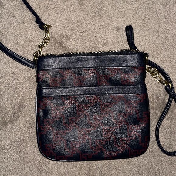 Cute Merona Navy and Red Crossbody! - Picture 8 of 8